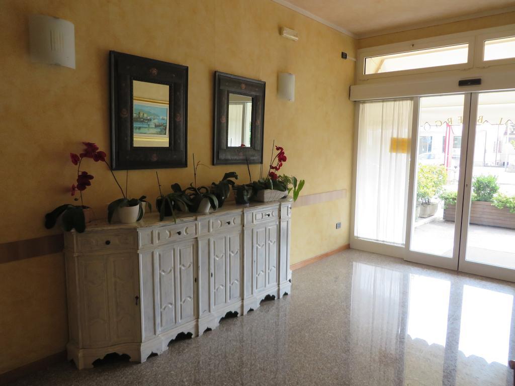 Hotel San Tomio Isola Vicentina Eksteriør bilde