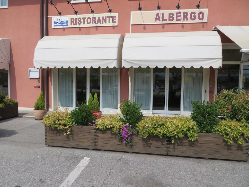 Hotel San Tomio Isola Vicentina Eksteriør bilde